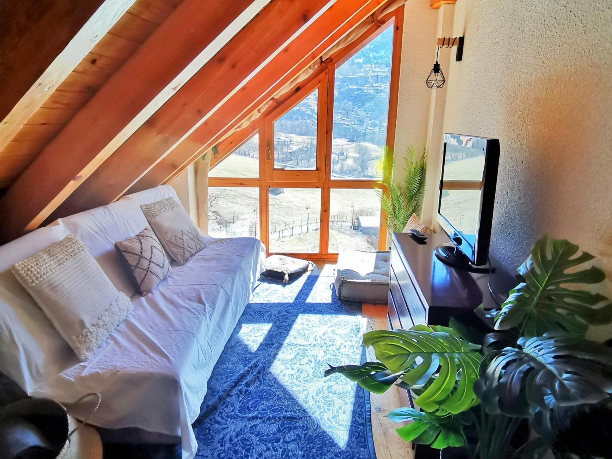 Duplex Con Terraza Y Vistas Panoramicas En Tauell Leilighet Eksteriør bilde