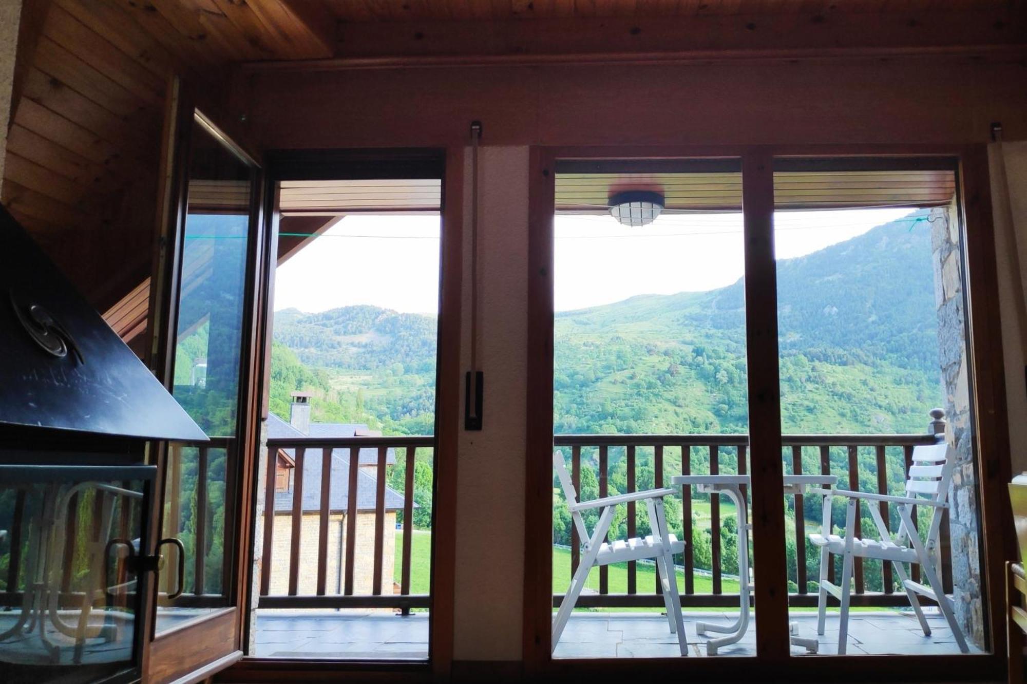 Duplex Con Terraza Y Vistas Panoramicas En Tauell Leilighet Eksteriør bilde